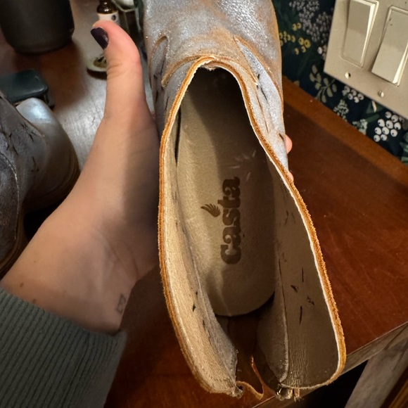 Men's Silver Leather Boots - Picture 5 of 5